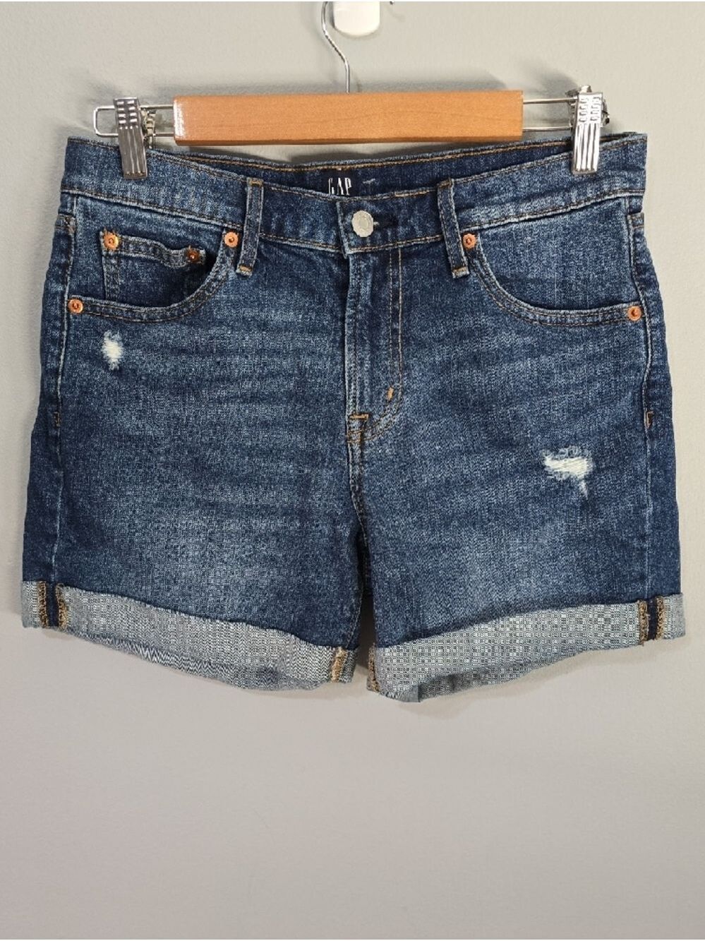 GAP Shorts Women's Size 6 Size 28 Blue Ripped Rips Denim Jean Short Summer